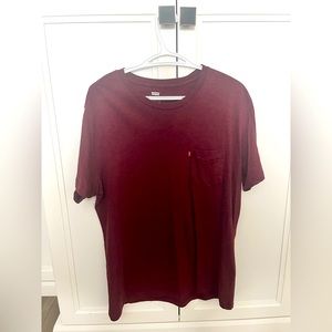 Large Levi t-shirt